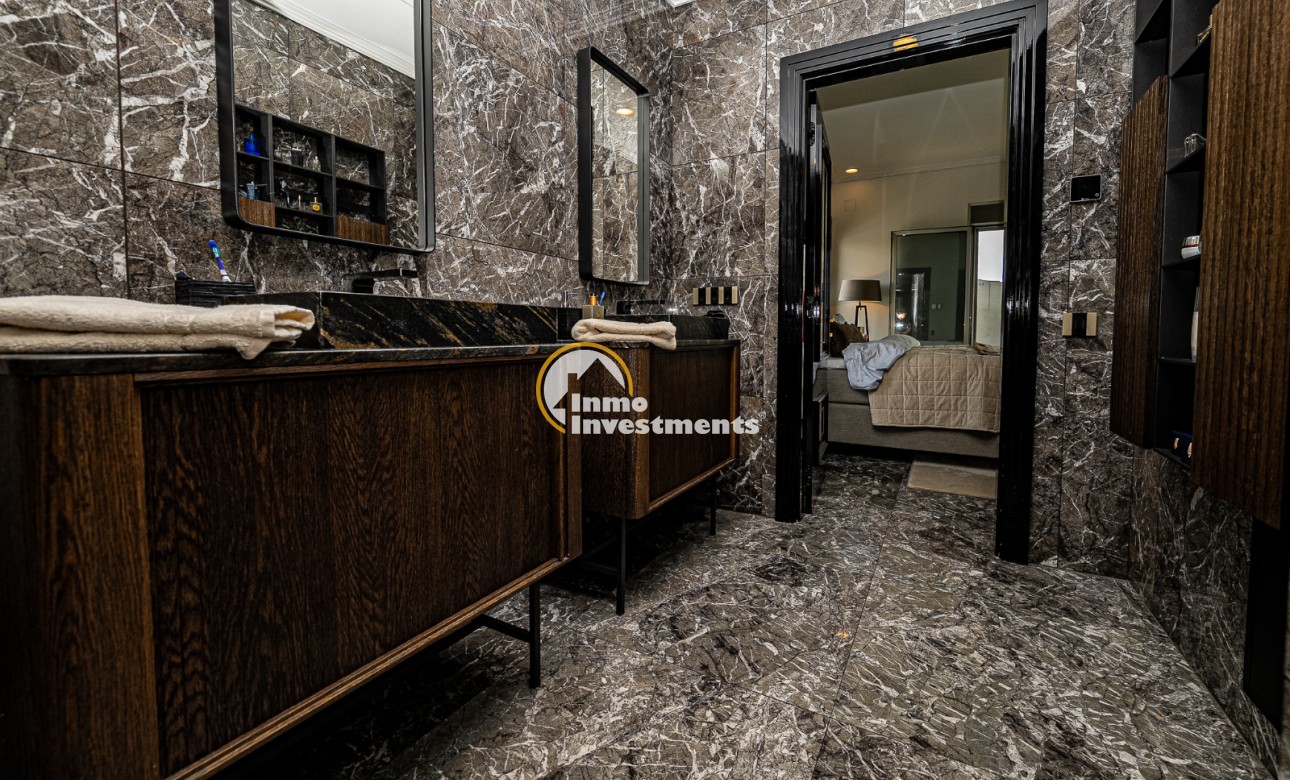 Gebrauchtimmobilien - Villa - La Zenia - Strandseite