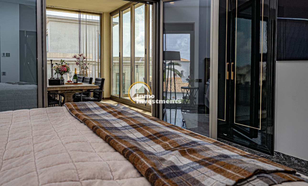 Gebrauchtimmobilien - Villa - La Zenia - Strandseite