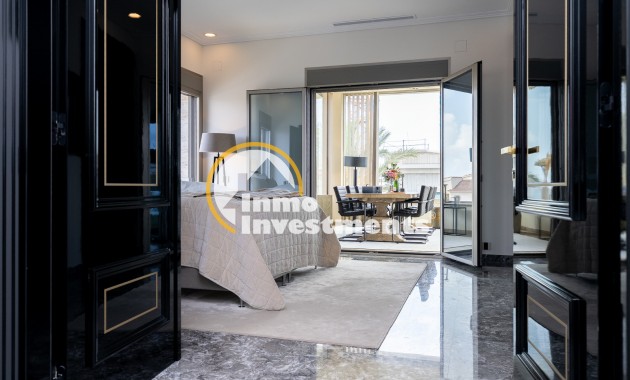 Gebrauchtimmobilien - Villa - La Zenia - Strandseite