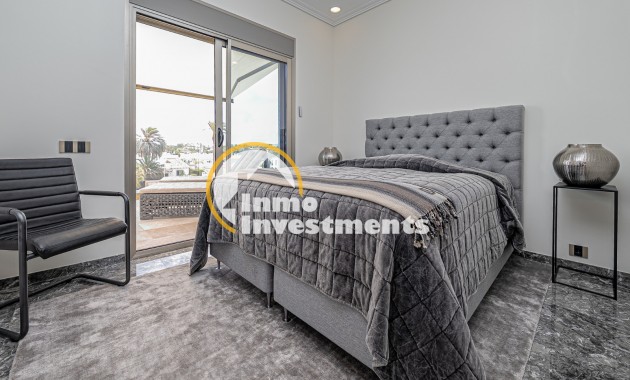 Gebrauchtimmobilien - Villa - La Zenia - Strandseite