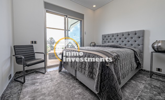 Gebrauchtimmobilien - Villa - La Zenia - Strandseite