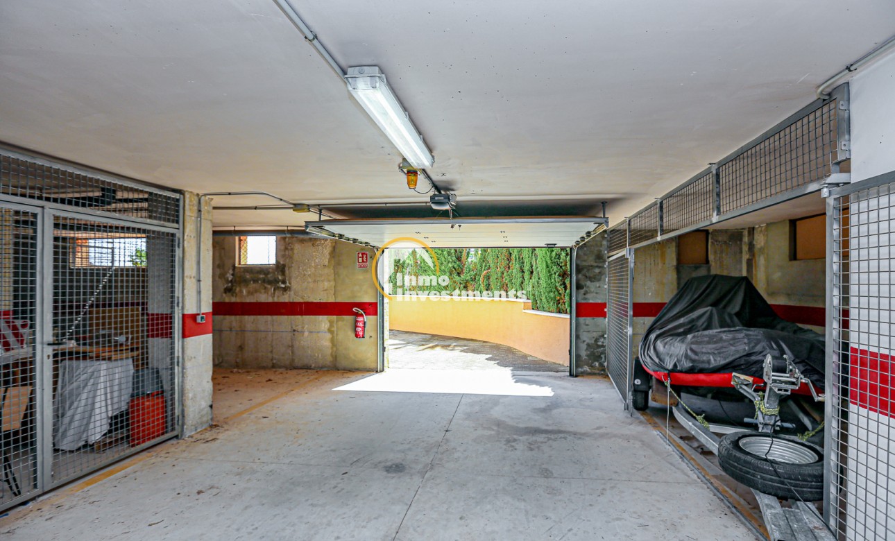 Reventa - Garaje - Lomas de Cabo Roig - Playa Golf