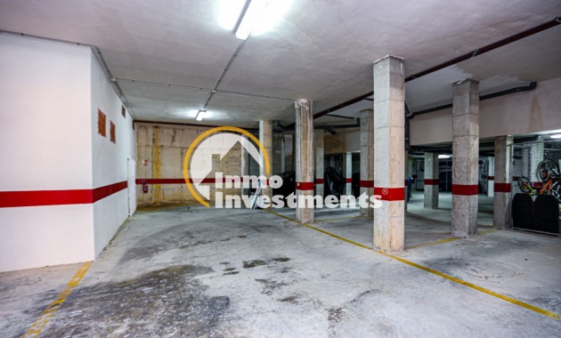 Reventa - Garaje - Lomas de Cabo Roig - Playa Golf