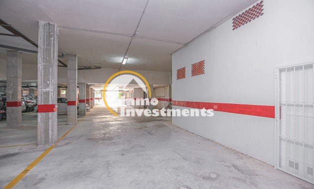 Reventa - Garaje - Lomas de Cabo Roig - Playa Golf