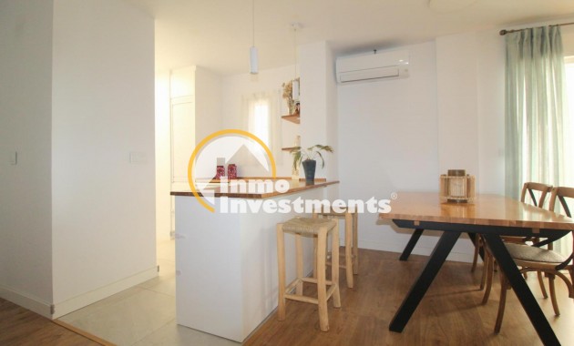 Resale - Apartment - Torrevieja - La Veleta