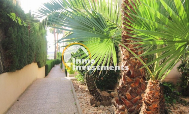 Resale - Apartment - Torrevieja - La Veleta