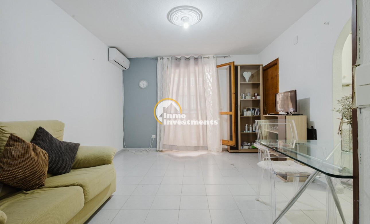 Bestaande bouw - Appartement - Torrevieja - Playa de La Acequion