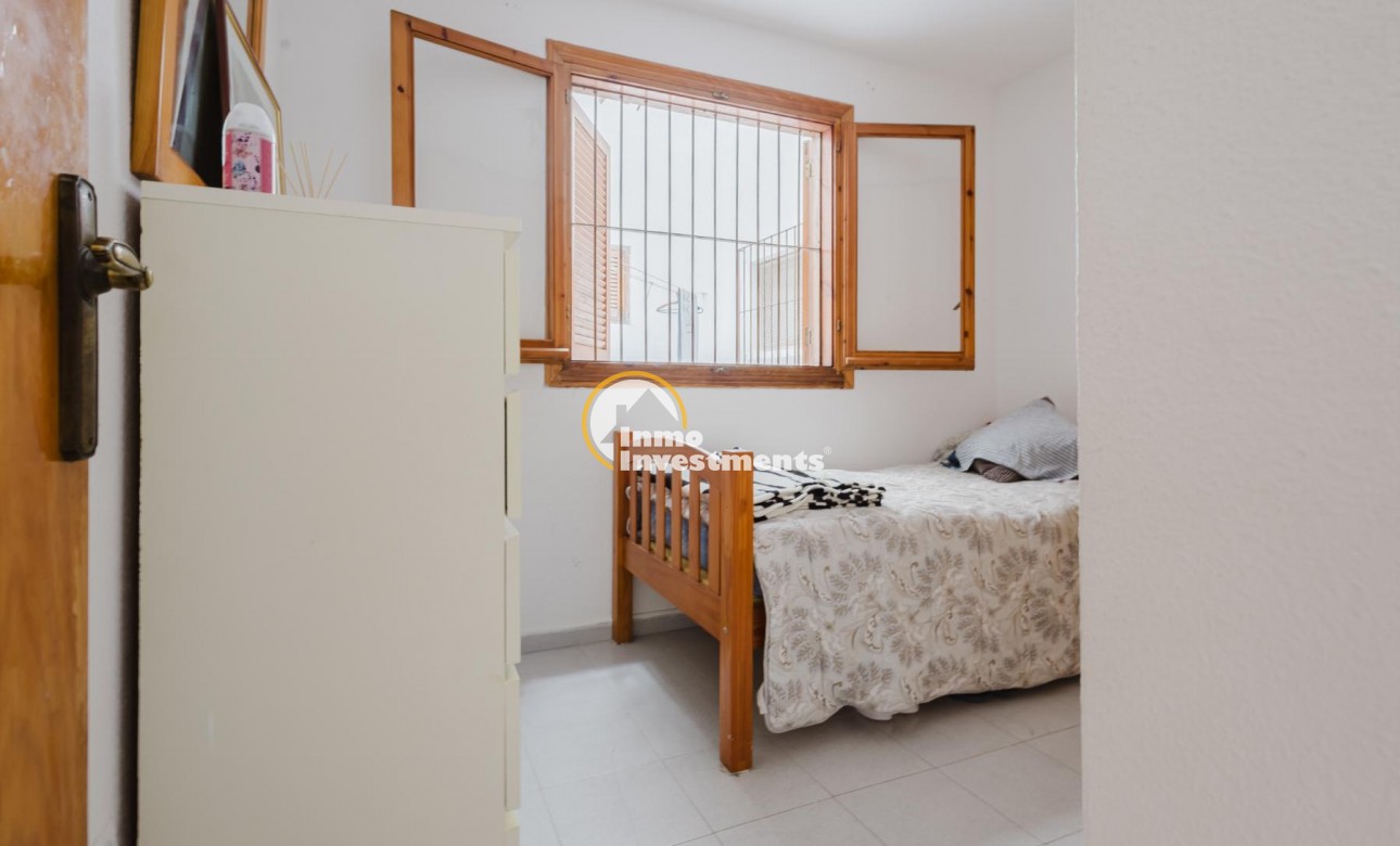 Bestaande bouw - Appartement - Torrevieja - Playa de La Acequion