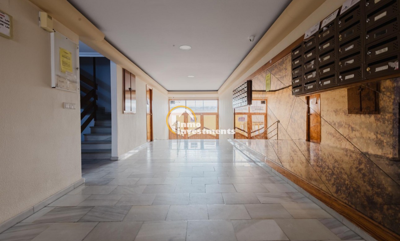 Bestaande bouw - Appartement - Torrevieja - Playa de La Acequion