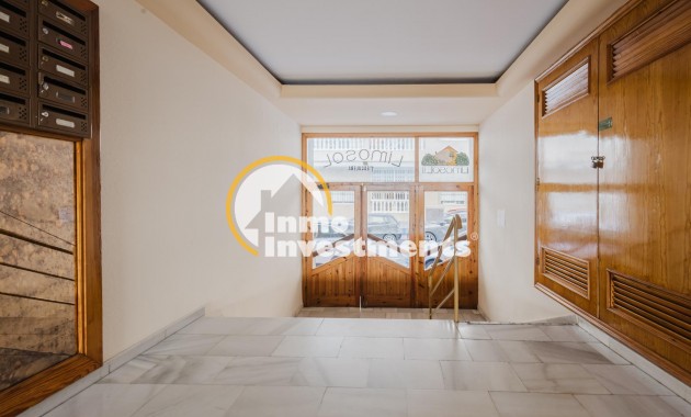 Bestaande bouw - Appartement - Torrevieja - Playa de La Acequion