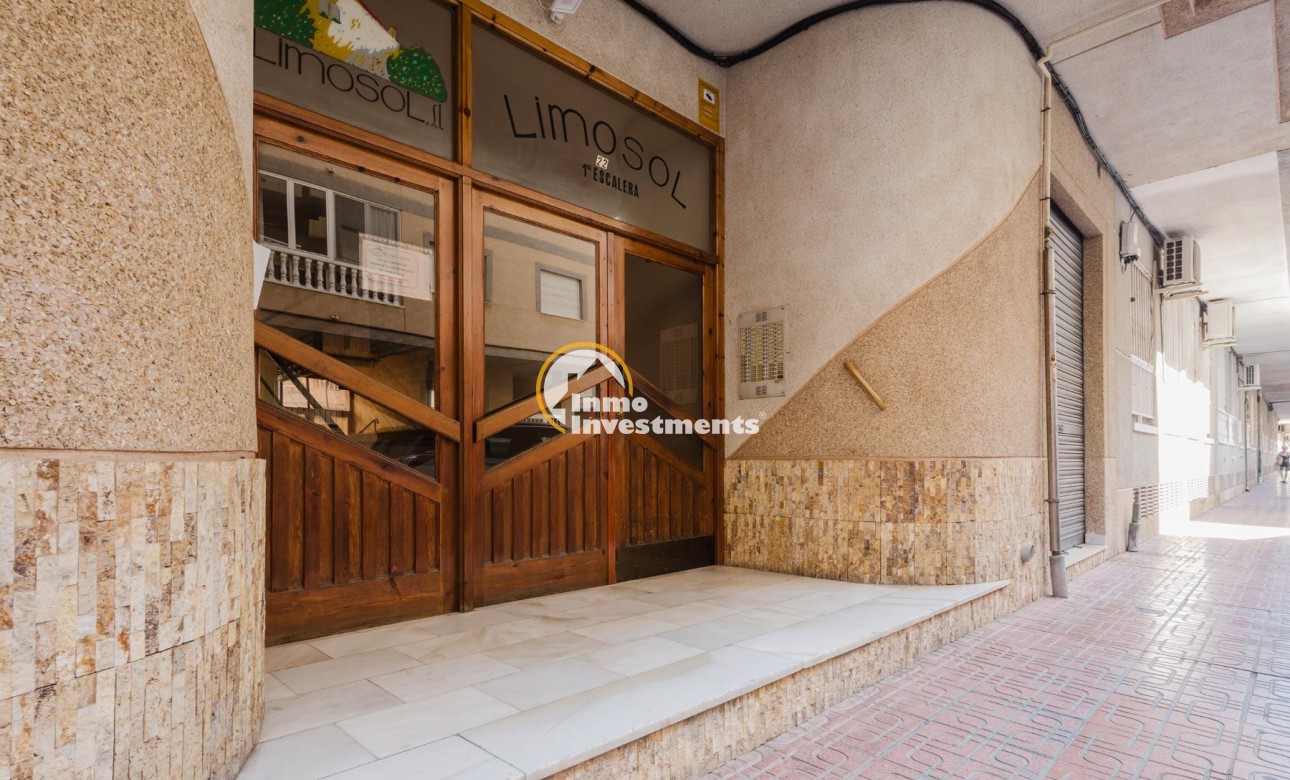 Bestaande bouw - Appartement - Torrevieja - Playa de La Acequion