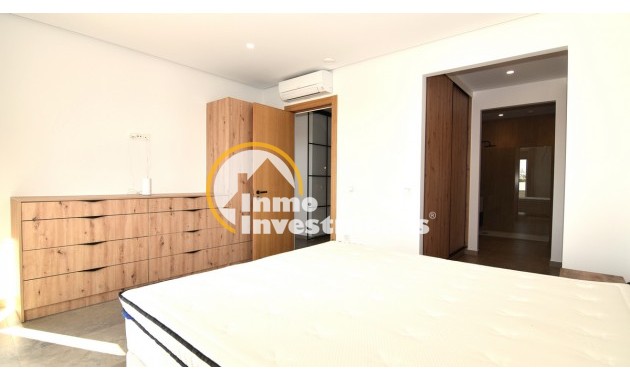 Resale - Villa - Benijofar