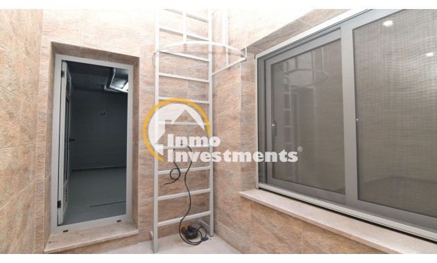 Resale - Villa - Benijofar