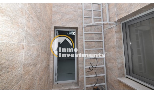 Resale - Villa - Benijofar