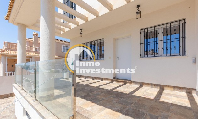 Bestaande bouw - Villa - Torrevieja - Aguas Nuevas