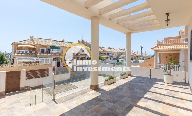 Bestaande bouw - Villa - Torrevieja - Aguas Nuevas