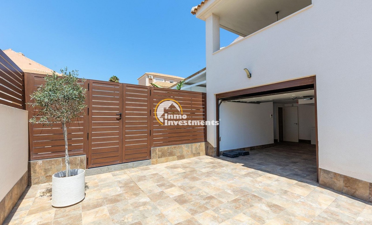 Bestaande bouw - Villa - Torrevieja - Aguas Nuevas