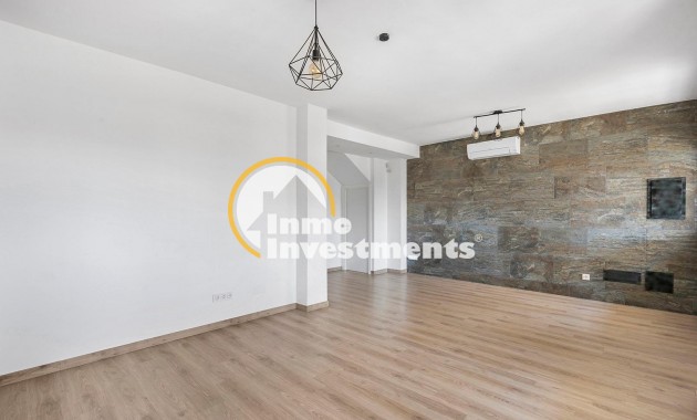 Bestaande bouw - Villa - Torrevieja - Aguas Nuevas