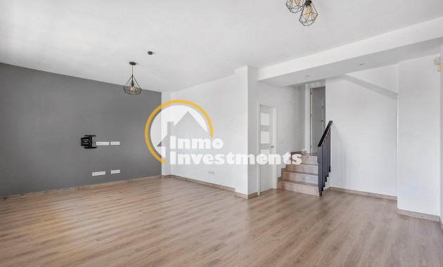 Bestaande bouw - Villa - Torrevieja - Aguas Nuevas