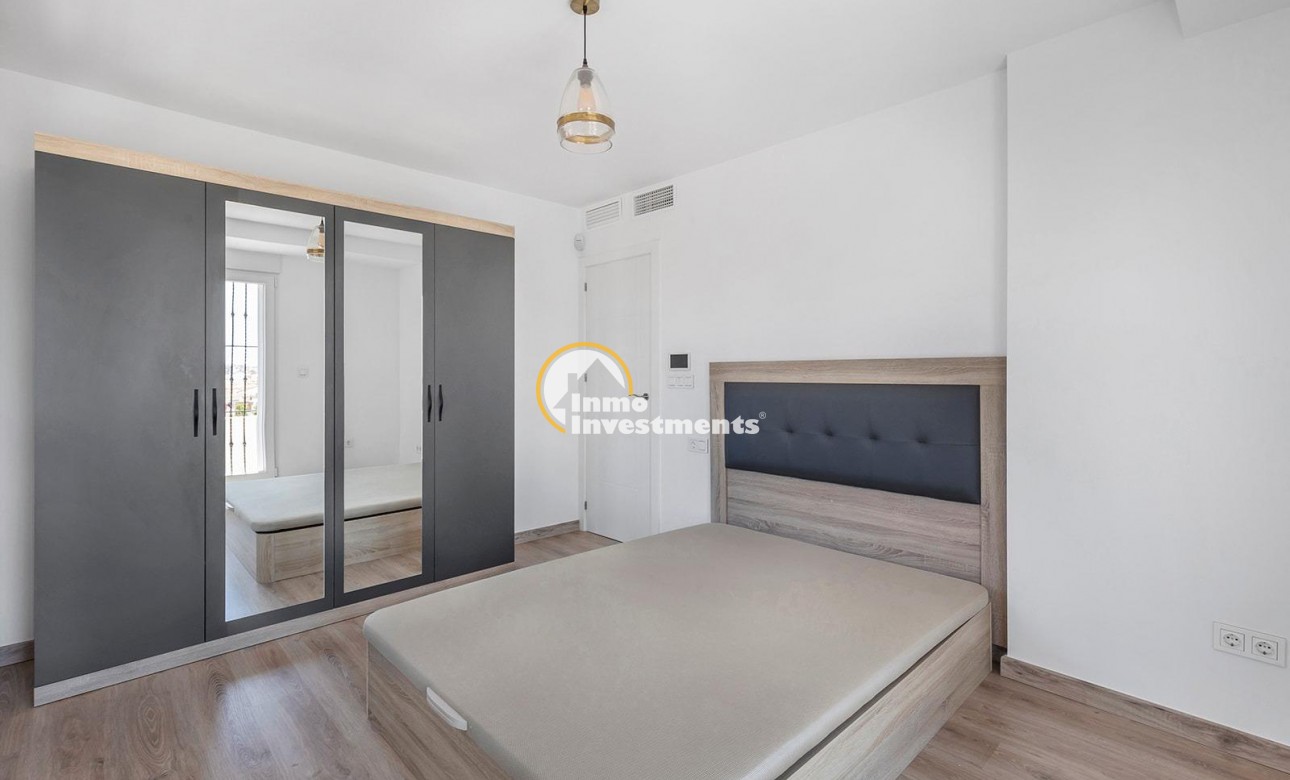 Bestaande bouw - Villa - Torrevieja - Aguas Nuevas