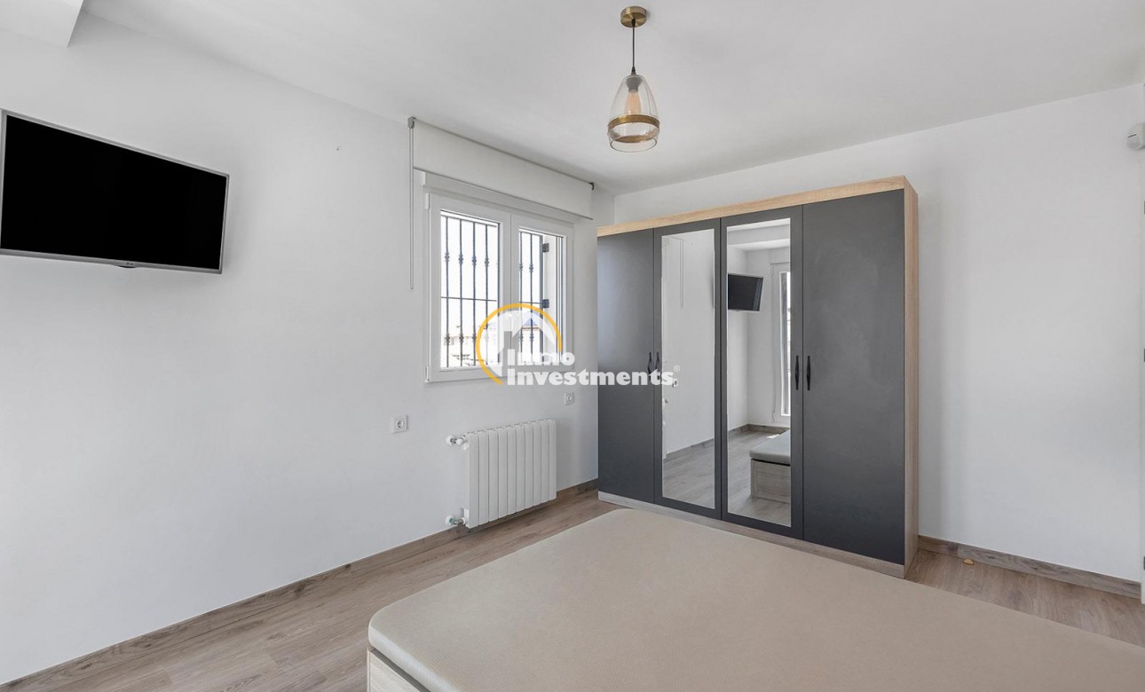 Bestaande bouw - Villa - Torrevieja - Aguas Nuevas