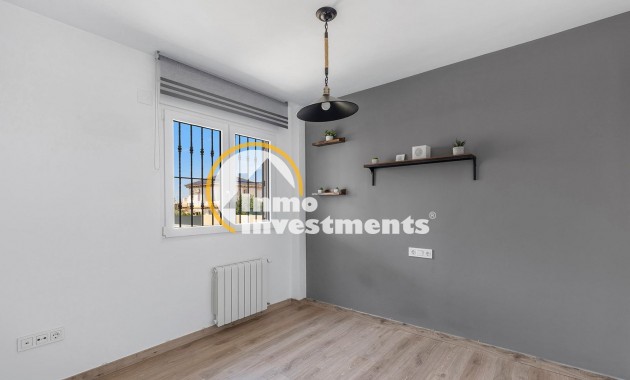 Bestaande bouw - Villa - Torrevieja - Aguas Nuevas