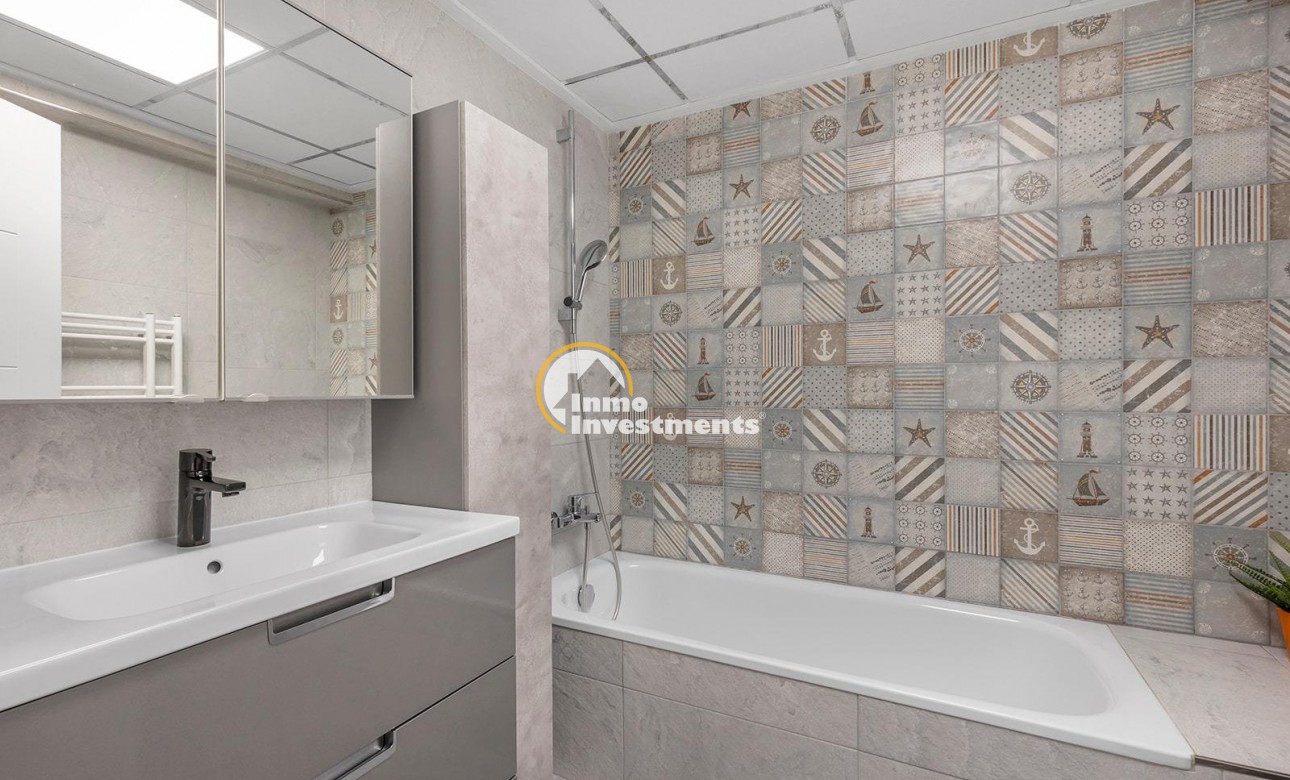 Bestaande bouw - Villa - Torrevieja - Aguas Nuevas