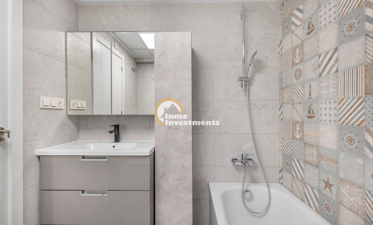 Bestaande bouw - Villa - Torrevieja - Aguas Nuevas