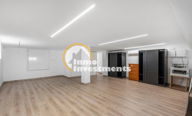 Bestaande bouw - Villa - Torrevieja - Aguas Nuevas