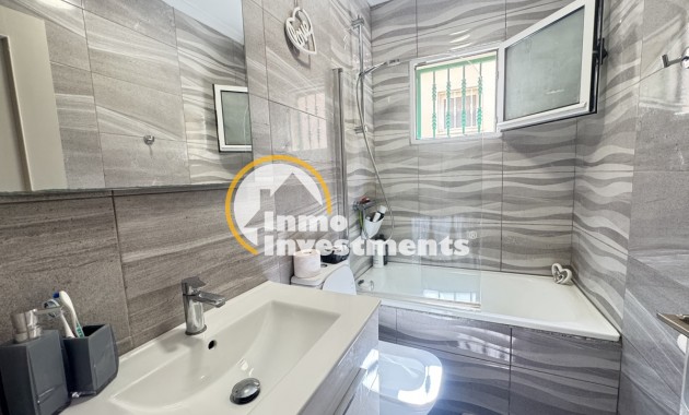 Resale - Villa - Villamartin - El Galan