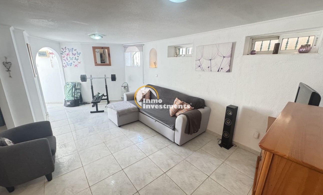 Resale - Villa - Villamartin - El Galan
