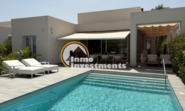 Bestaande bouw - Villa - Algorfa - La Finca