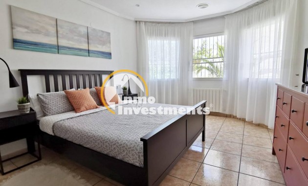 Till salu - Villa - Los Altos