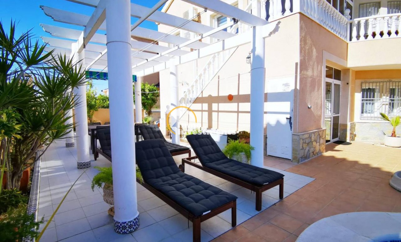 Till salu - Villa - Los Altos