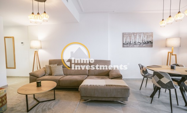 Resale - Apartment - Torrevieja - Playa del Cura