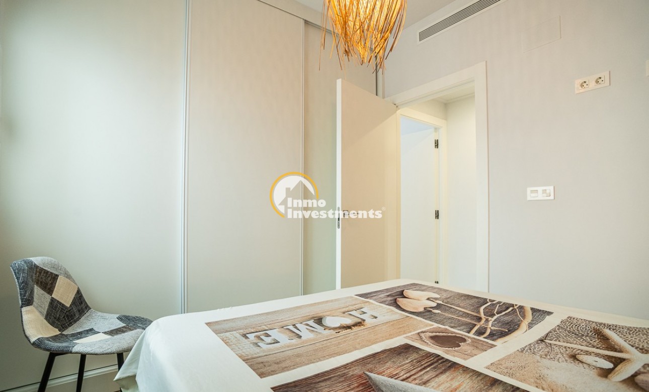 Resale - Apartment - Torrevieja - Playa del Cura