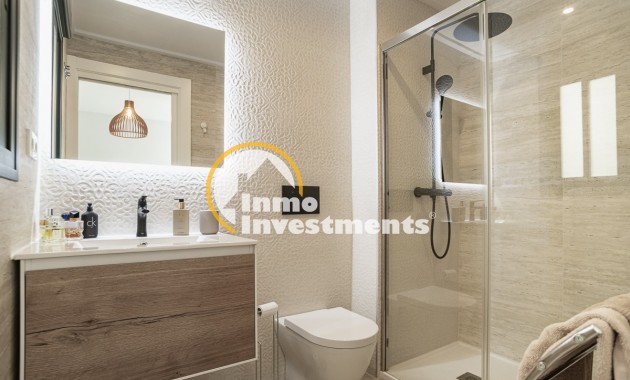 Resale - Apartment - Torrevieja - Playa del Cura