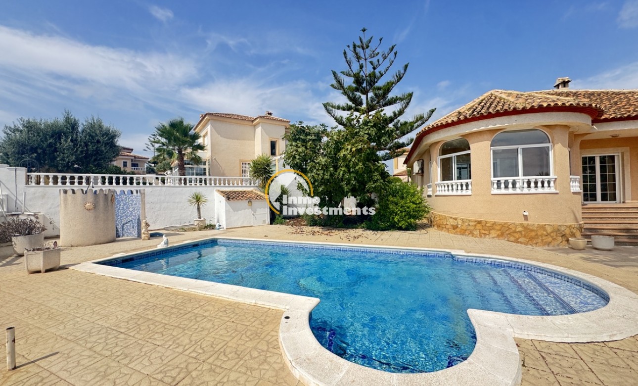 Resale - Villa - San Miguel de Salinas - Torrestrella