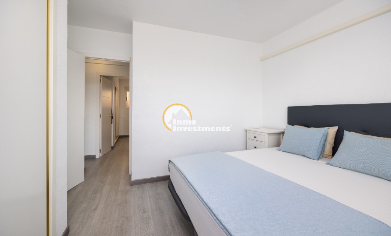 Gebrauchtimmobilien - Apartment - Punta Prima - Strandseite