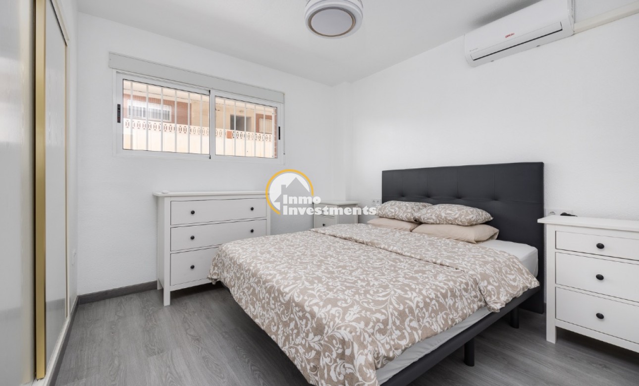 Gebrauchtimmobilien - Apartment - Punta Prima - Strandseite