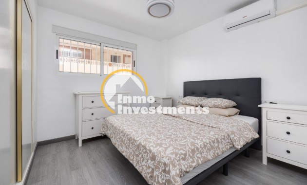 Gebrauchtimmobilien - Apartment - Punta Prima - Strandseite