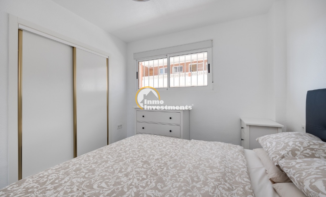 Gebrauchtimmobilien - Apartment - Punta Prima - Strandseite