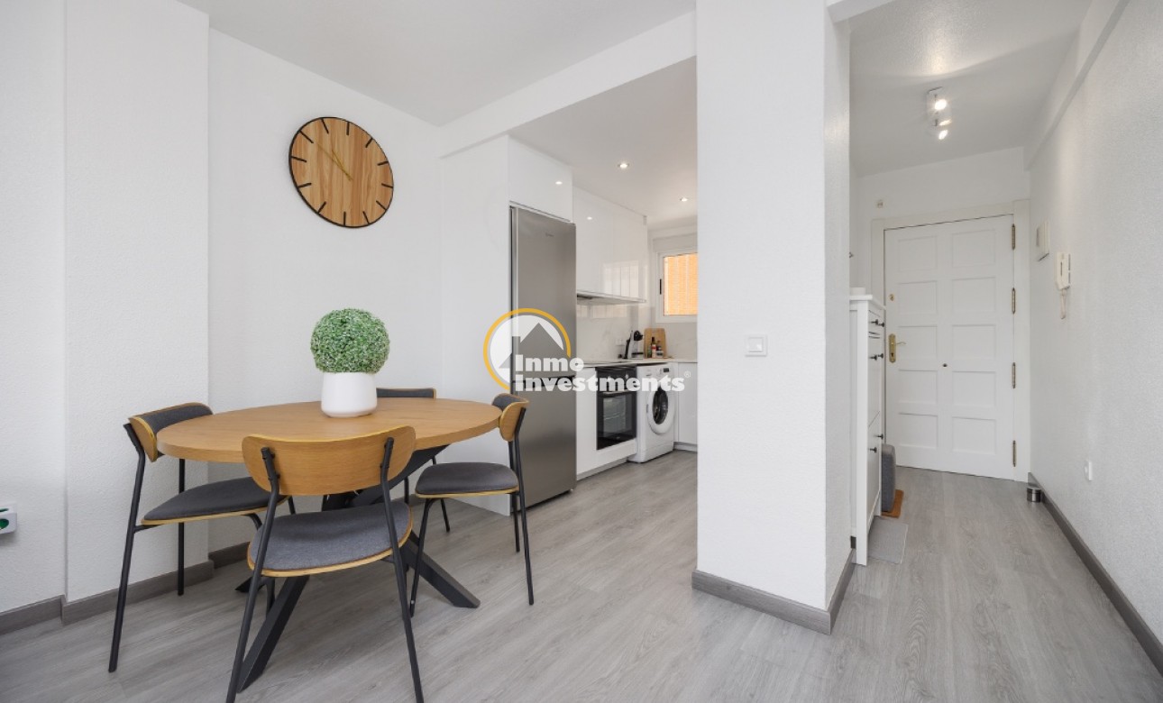 Gebrauchtimmobilien - Apartment - Punta Prima - Strandseite