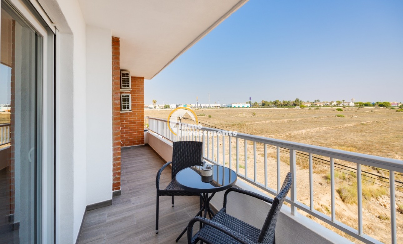 Gebrauchtimmobilien - Apartment - Punta Prima - Strandseite