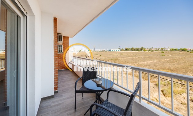 Gebrauchtimmobilien - Apartment - Punta Prima - Strandseite