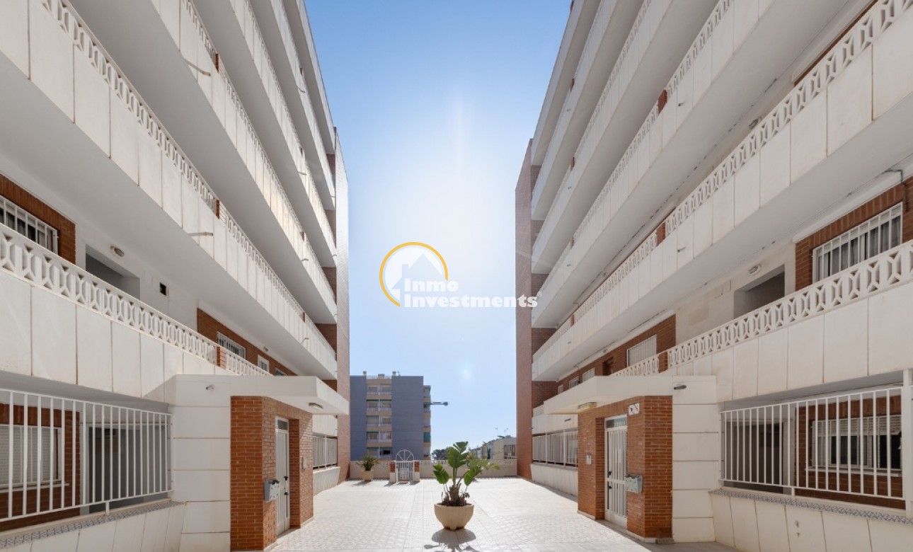 Gebrauchtimmobilien - Apartment - Punta Prima - Strandseite