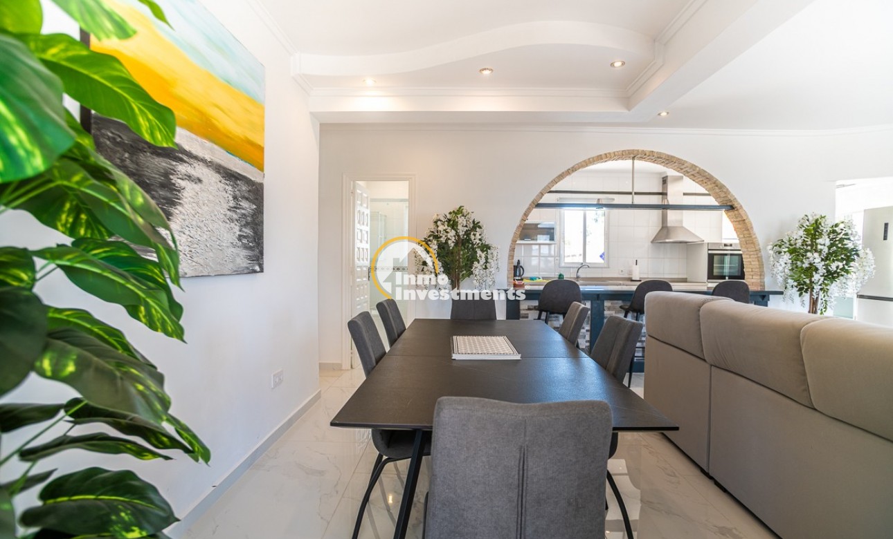 Gebrauchtimmobilien - Villa - Torrevieja - La Siesta