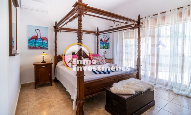 Gebrauchtimmobilien - Villa - Torrevieja - La Siesta