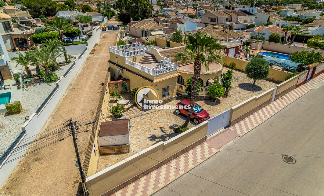 Gebrauchtimmobilien - Villa - Torrevieja - La Siesta