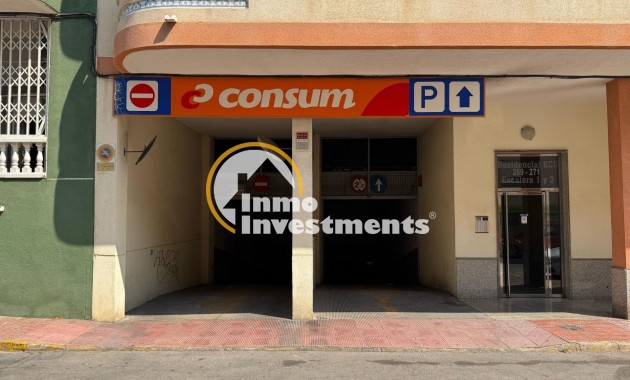 Resale - Garage - Torrevieja - Centro